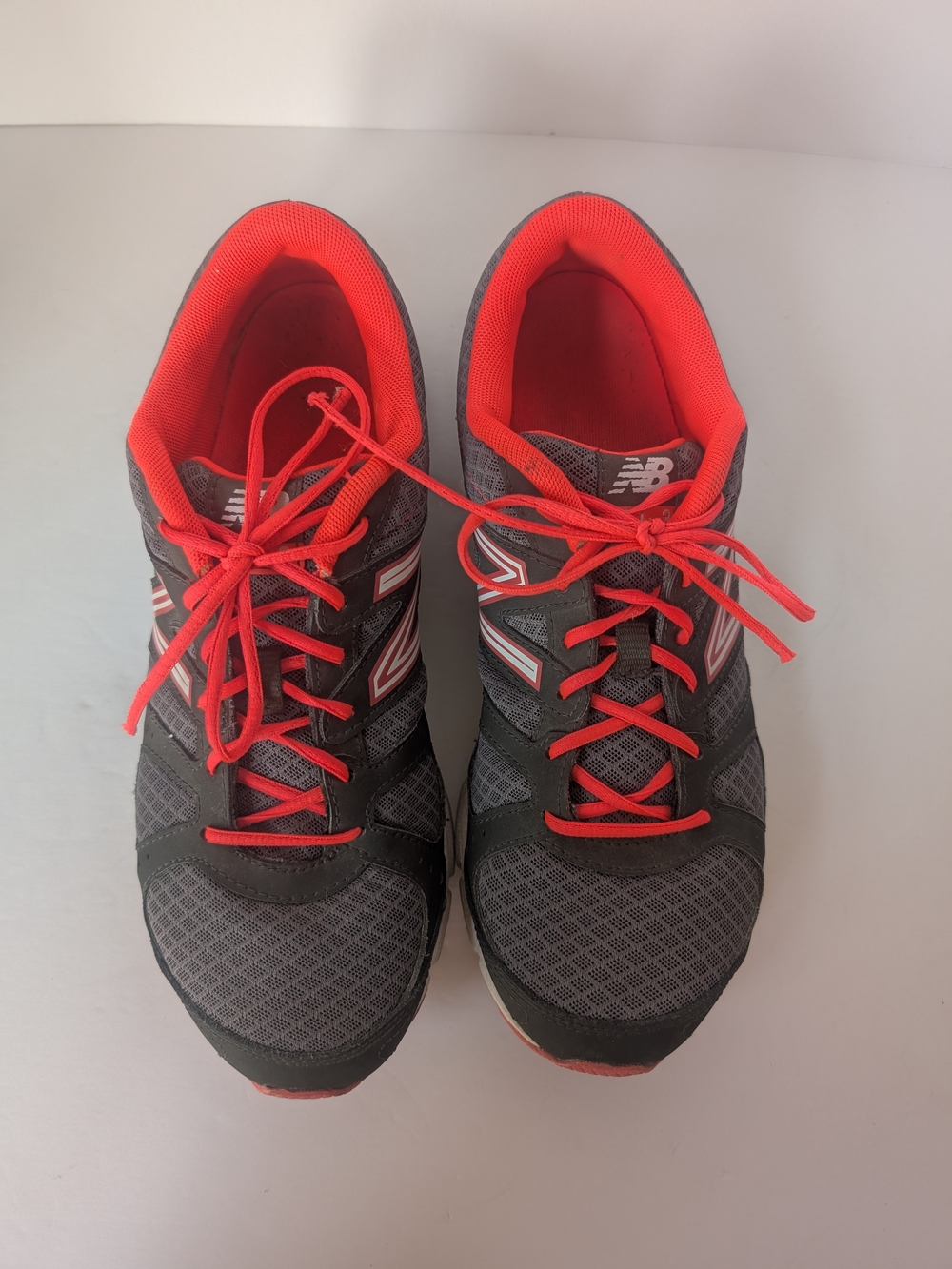 New Balance 550 v3 Dark Gray with Coral Accent Running Shoes - Picture 2 of 8